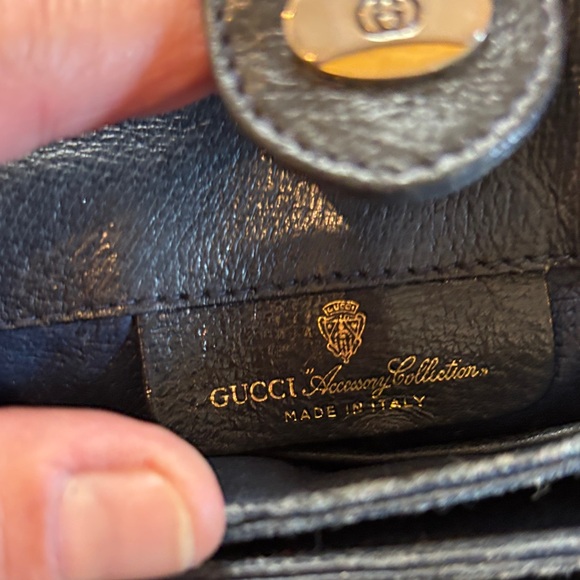 Vintage-Rare- Supreme Gucci Navy/Cream leather authentic Monogram Crossbody Bag - Picture 5 of 17